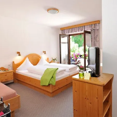 Hotell Maximilian Reutte