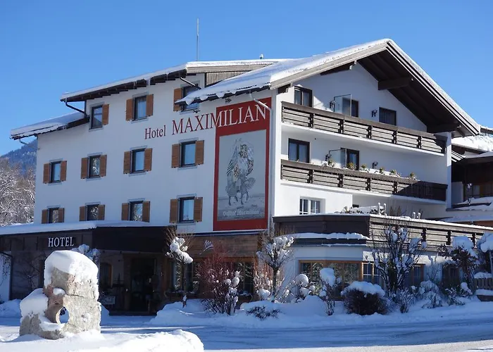 Отель Maximilian