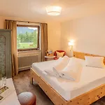 Maximilian Hotel 3*
