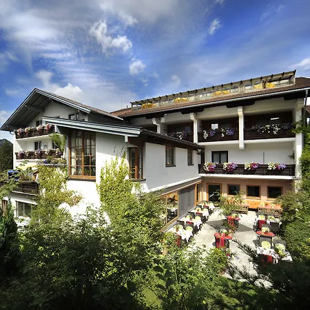 Maximilian 3* Reutte